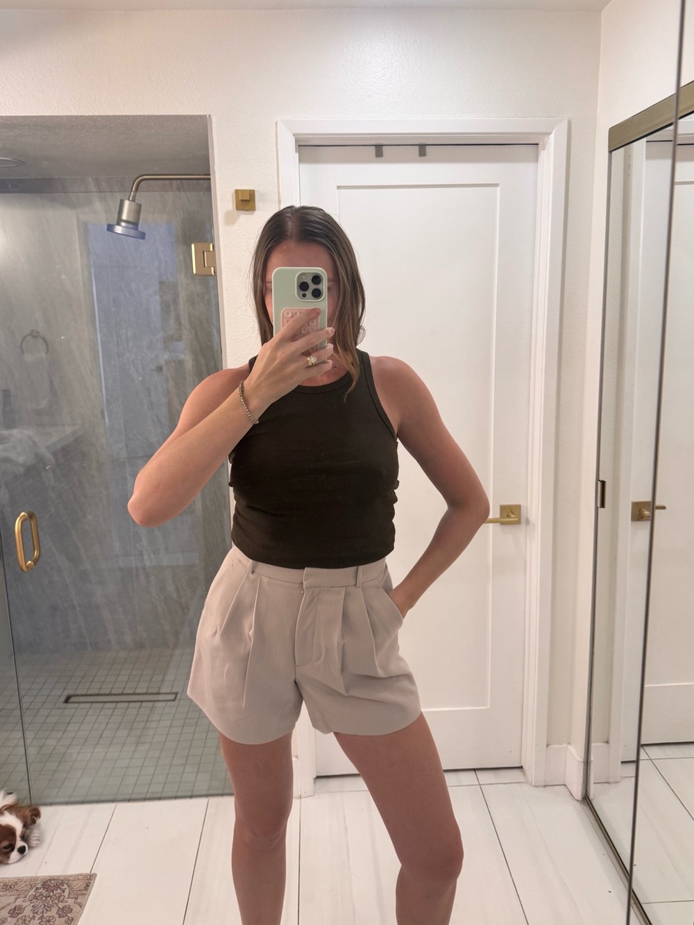 Abercrombie Curve Love Sloane Tailored Shorts - Picture 2 of 3